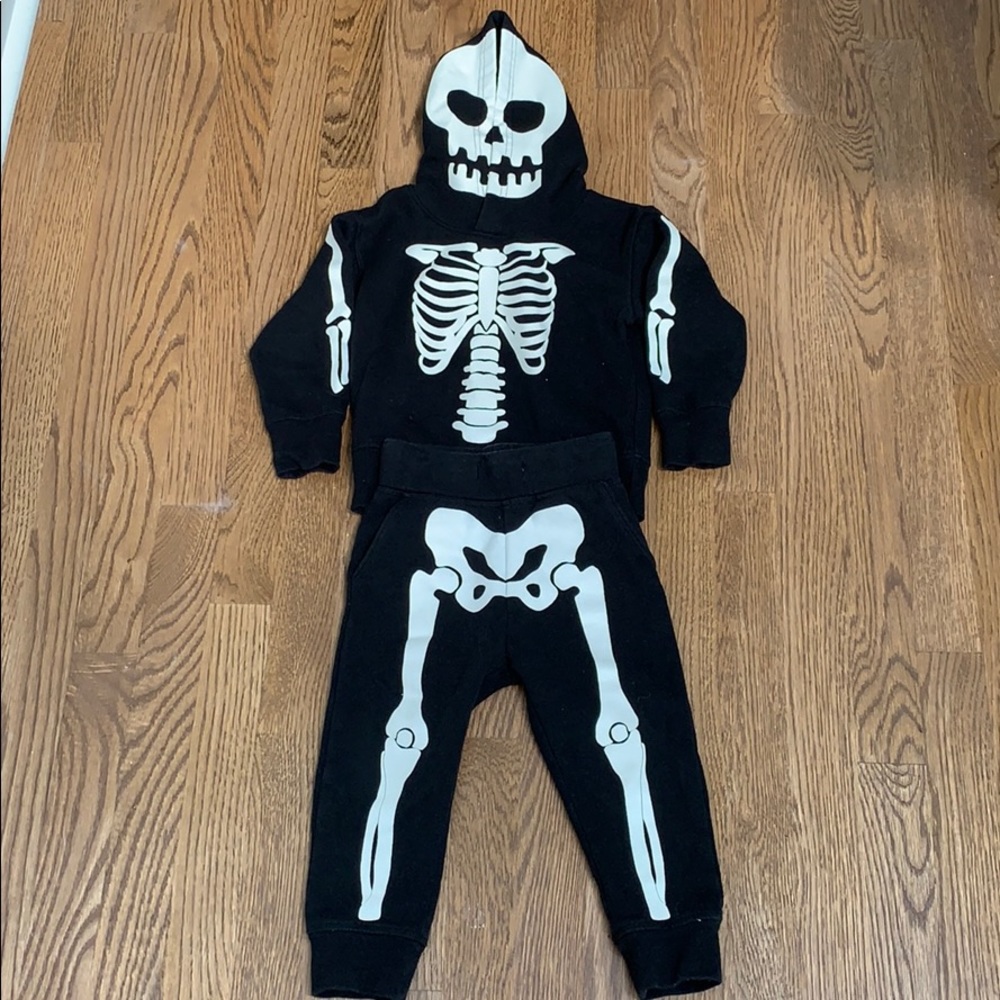 Skeleton hoodie and joggers Halloween costume